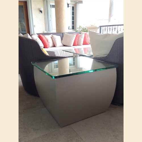 Curve End Table